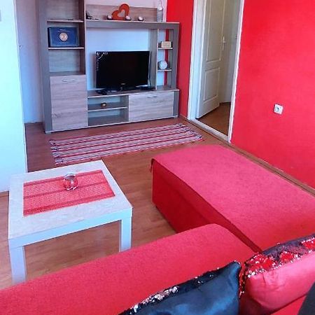 Jednosoban Stan Centar Apartment Pirot Ngoại thất bức ảnh