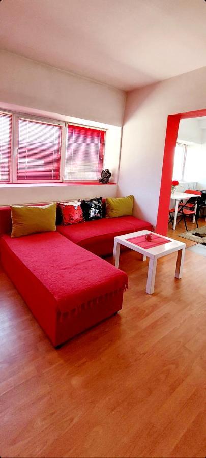 Jednosoban Stan Centar Apartment Pirot Ngoại thất bức ảnh